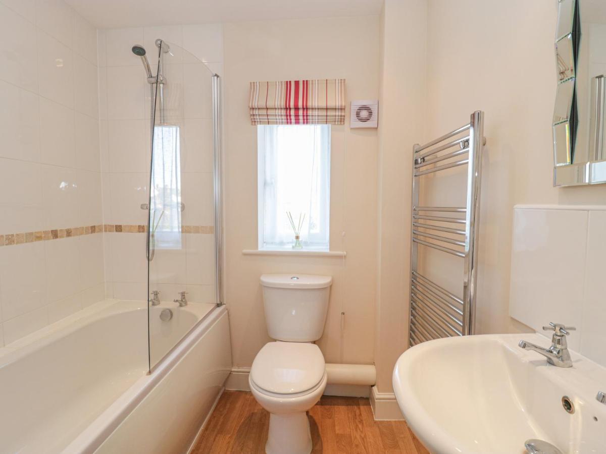 7 Malt House Court Apartment Watchet Bagian luar foto