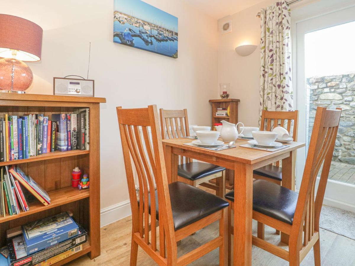 7 Malt House Court Apartment Watchet Bagian luar foto