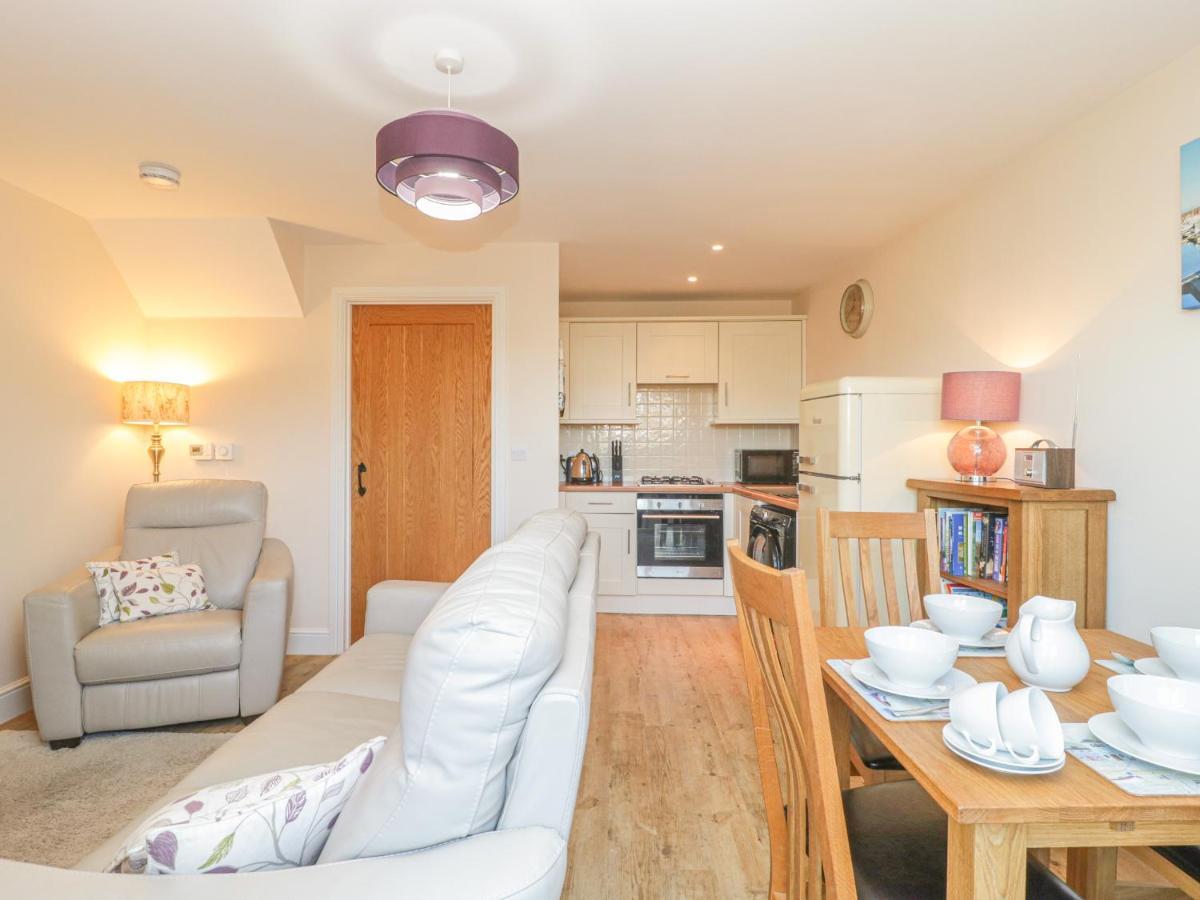 7 Malt House Court Apartment Watchet Bagian luar foto